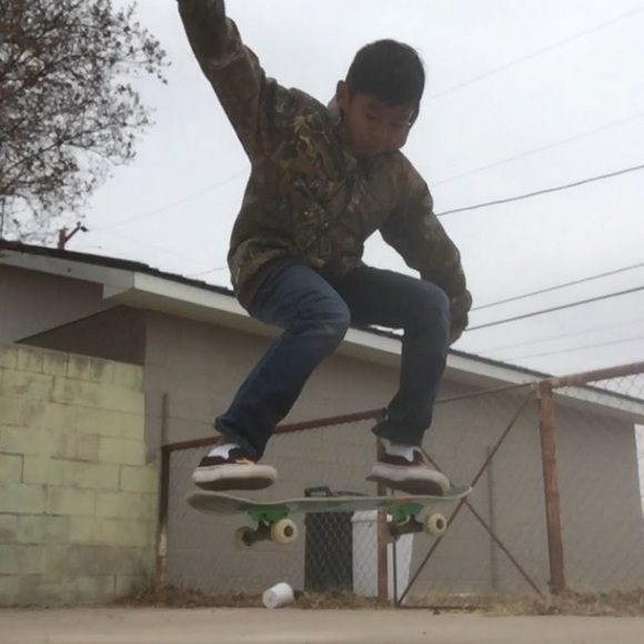 Meet your Posher, Ed - Picture 1 of 1